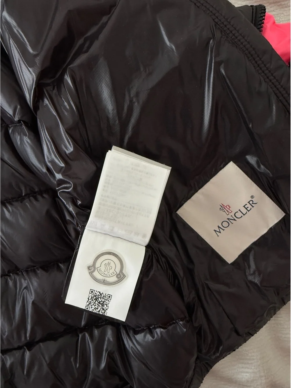 Moncler Girls Black Lightweight Down Puffer Jacket Hooded Pink Zip Size 10Y